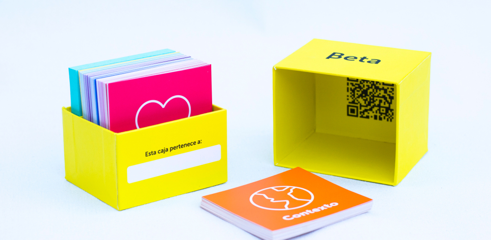 A box of Betacards
